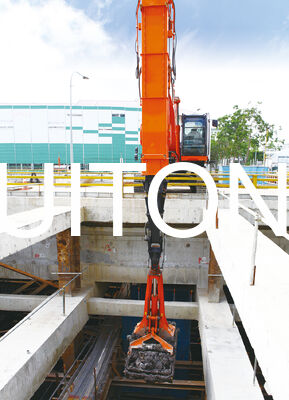 EXCAVATOR Three-Stage Telescopic Boom for PC400/CAT340 24m for High-Rise Building Demolition/Vertical Dismantling Operations