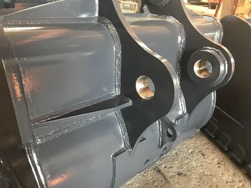 Κίτρινο Hardox450 Excavator Rock Bucket με δυνατά δόντια και βάρος 700-1000kg
